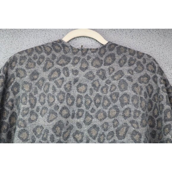 Woolrich One Size Soft Leopard Fringed Shawl-Soft & Cozy - Picture 12 of 14